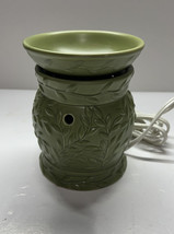 Yankee Candle Tart Burner 2 Piece Ceramic Electric Fall Green Vine Embossed - £13.51 GBP