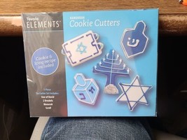Tovolo Hanukkah Cookie Cutters, 5-Piece Tin Cutter Set w/Cookie &amp; Icing Recipe - £9.56 GBP