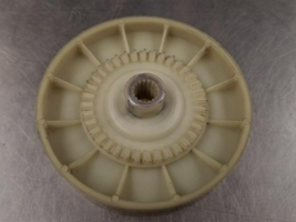 Whirlpool Washer Drive Pulley P/N: W10239973  [ USED ] - €2,53 EUR