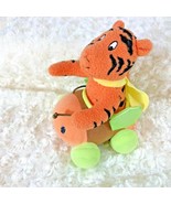 Fisher Price J8527 Winnie the Pooh Tigger Bumble Along In Car Shakes pul... - £10.35 GBP