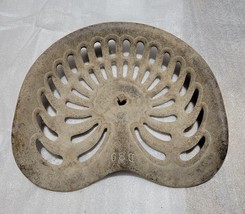 Vintage D89 Cast Iron Farm Implement / Tractor Seat - £101.70 GBP