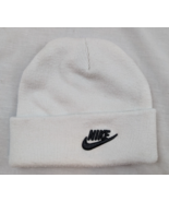 Nike Peak Futura Beanie Knit Hat Summit White Unisex One Size - $272.13 MXN