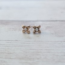 Dainty Flower Stud Earrings - Very Small - £7.37 GBP