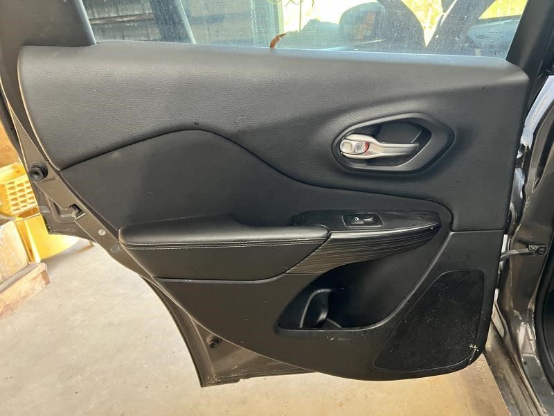 Driver Axle Shaft Front Axle FWD 2.4L Fits 14-18 CHEROKEE 104541410 Item image 2