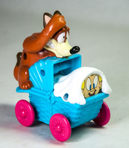 1994 Animaniacs Mindy &amp; Buttons Baby Carriage McDonald&#39;s Happy Meal Toy - £5.92 GBP