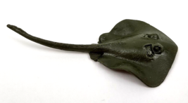 Mini Stingray Fish Figure Animal Replicas PVC Toy Miniature Ocean Creatu... - £6.29 GBP