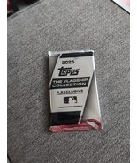 2025 Topps The Flagship Collection Card Packs - $260.19 MXN