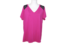 Torrid Activewear Pullover T Shirt Womens Pink Black V Neck Short Sleeve Size 0 - £16.05 GBP
