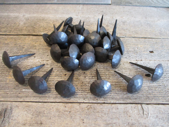 15 DECORATIVE NAILS CLAVOS HAND FORGED MEDIEVAL TACKS 1 1/8&quot; BLACK PRIMI... - $26.99