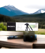 Sony VCT-VPR1 Compact Remote Control Tripod w/Case in the box !!! - $3,761.07 MXN