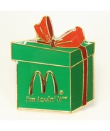 VTG McDonald Christmas I&#39;m Lovin It Gift Present Green Lapel Pin .8&quot; W x... - $180.21 MXN