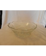 Vintage Clear Cut Glass Serving Bowl With Grapes, Leaves, Starburst Center - £44.81 GBP