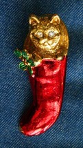 Festive Kitty Cat in Christmas Stocking Red Enamel Brooch 1960s vintage 2 1/4&quot; - £10.38 GBP