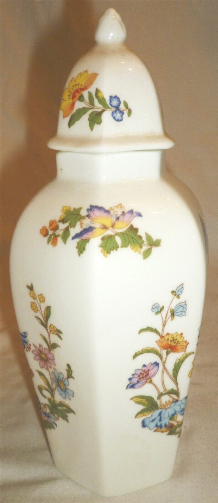 AYNSLEY FINE ENGLISH BONE CHINA COTTAGE GARDEN PORTRAYAL OF THE FLORA GI... - $30.00