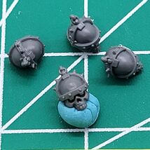 Shackled Skull ( x4 ) - BITS - Space Marines Warhammer 40k Black Templars - $2.10