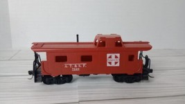 HO Scale Santa Fe A.T.&amp;S.F. 7240 Red Caboose Train Car - $12.32