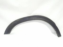 Front Left Fender Flare Has Sun Damage OEM 2003 Land Rover Discovery - $30.94
