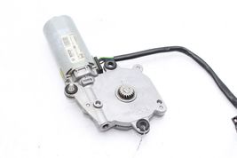 07-13 MERCEDES-BENZ W221 S600 PANORAMIC SUNROOF MOTOR E4478 image 7