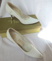 Vintage Women&#39;s De Liso Debs White 3&quot; High Heel Pumps Shoes Sz 8.AAA - £19.98 GBP