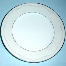 Waterford China Presage 9-inch Rimmed Soup/Pasta Bowl New - £33.94 GBP