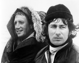 Jaws Roy Scheider Steven Spielberg out at sea on set 16x20 Poster - £15.97 GBP