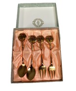 Set Of 4 - Korean - Souvenir Golden Spoons And Forks In Original Box - $275.49 MXN