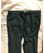 Lou &amp; Grey Claudia Sweatpant Fleece Joggers Green Size XS - $945.47 MXN