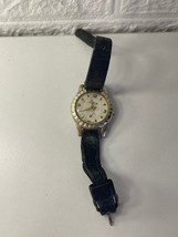 Vintage 1980s Ladies SEIKO Classic Gold Tone Petite Watch, Leather, 2E20-5489 - £19.10 GBP