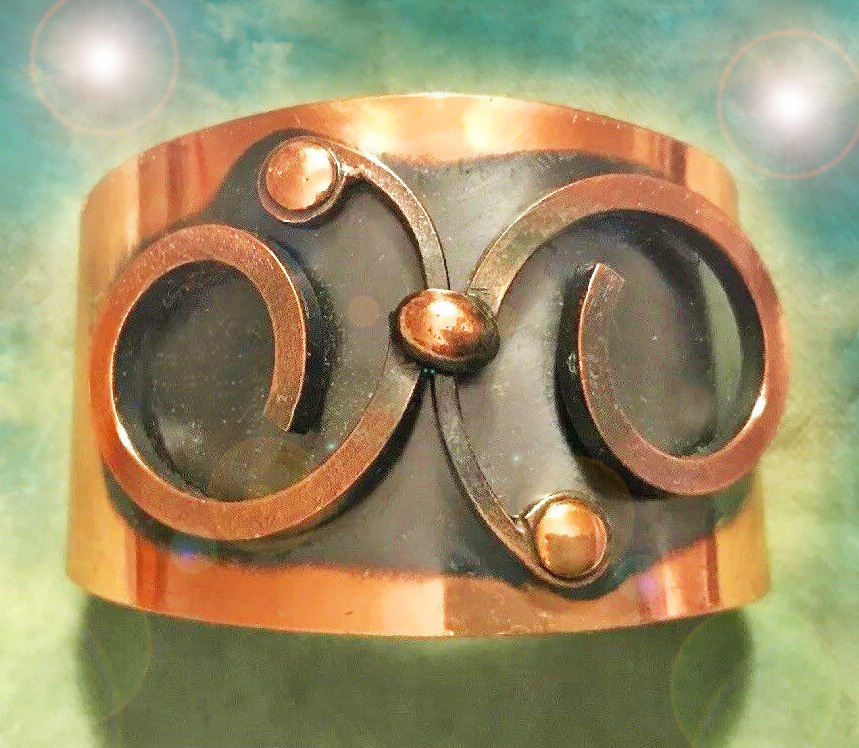 HAUNTED COPPER BRACELET MONEY SECURITY PROTECTION HIGH MAGICK MYSTICAL T... - $199.99