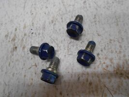 2013 Hyundai Veloster Rear Hatch Trunk Hinge To Hatch Bolts - €24,89 EUR