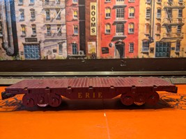 Marx Trains Used #09544A Plastic Lightweight ERIE Flatcar Maroon Body w/... - $13.00