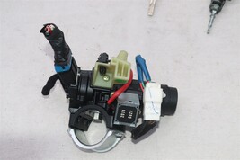 2015 Kia Sedona Ignition Switch & Driver Door Lock Cylinder W/ Key W/O Immob image 3