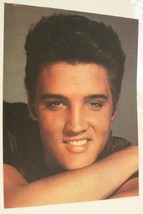 Vintage Elvis Presley Magazine Pinup Young Elvis Smiling - £3.09 GBP