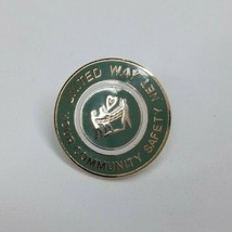 Vintage United Way Your Community Safety Net Green &amp; Gold Tone Lapel Hat Pin - £4.26 GBP