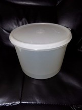 Tupperware 265 Sheer Stacking Canister  with Seal # 228-5 EUC - £18.32 GBP