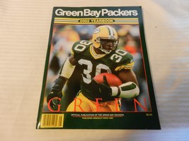 Green Bay Packers Official 2002 Yearbook Ahman Green on Cover - $30.00