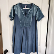 Francesca&#39;s Alya Swing Dress Size Small Teal Velvet Blue Lined Short Sleeve - £13.18 GBP