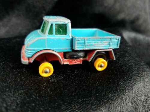 VINTAGE 1960'S LESNEY MATCHBOX SERIES UNIMOG TRUCK BLUE/RED NO.49 ENGLAND - $11.69