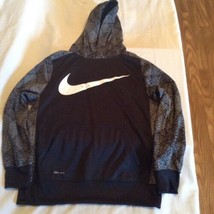 Nike hoodie Size large sweatshirt therma dri fit training black Boys new - £27.46 GBP