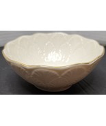 Cream Ivory 24k Gold Rimmed Lenox Small Candy Nut Bowl w/ Leaf Pattern - £11.58 GBP