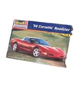 Revell Monogram 98 Corvette Roadster Model Kit OPEN BOX - $522.42 MXN