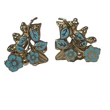 Vintage Gold-Tone Blue Floral Screw-Back Earrings - $369.07 MXN