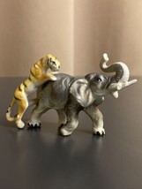 Lipper and Mann Style Tiger Attacking Elephant Figure Figurine Statue Vtg - £10.95 GBP