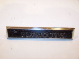 1963 Plymouth Valiant Trunk Lid Emblem &quot; By Plymouth &quot; Oem - £49.54 GBP