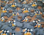 Halloween Vampire Mickey Mouse Scrub Size XL Bats Webs Pockets Gray Orange  - £11.00 GBP