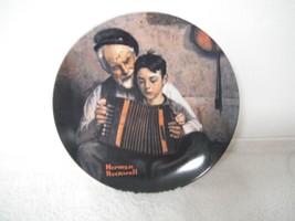 Knowles 1981 Norman Rockwell Music Maker 8-1/2&quot; Plate USA Fine China Plate 8243J - £7.82 GBP