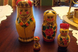 Russian nesting dolls, four, made in Russia, original sticker,  5&quot; Family of 4 - £24.52 GBP