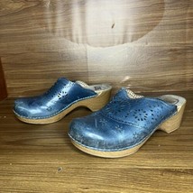 Dansko Leather Skylar Floral Laser Cutout Clogs Mules blue  Women’s 38 (... - $55.00