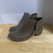 Arizona Ankle Bootie Sz 7 Faux Leather Side Zipper Memory Foam Comfort 1... - $13.15