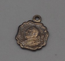 Vintage Religious Medallion Pendant Pope Joannes XXII mv - $14.84